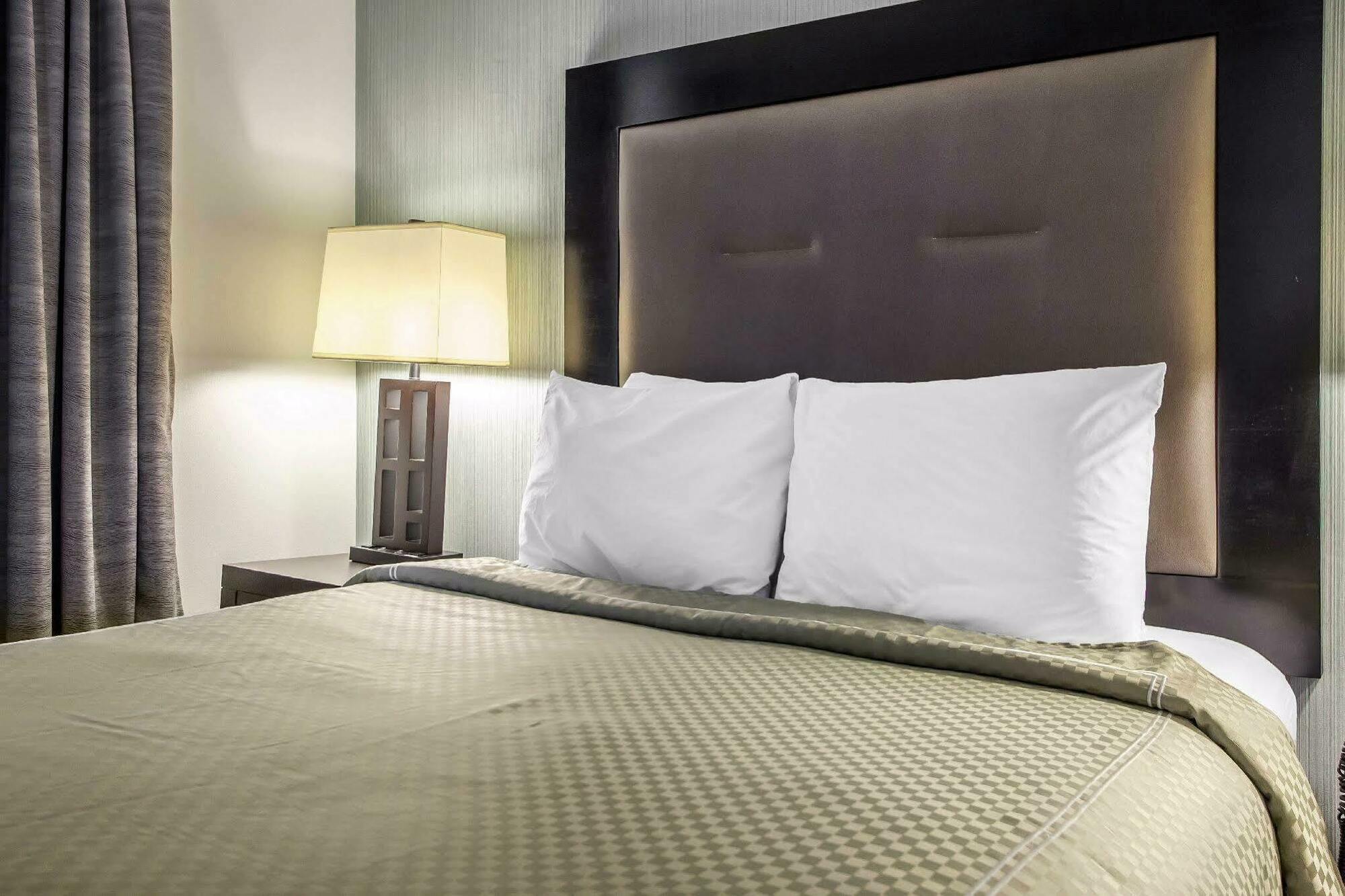Quality Inn Center City Philadelphia Bagian luar foto
